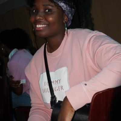 Photo 5958381668903536127 Y